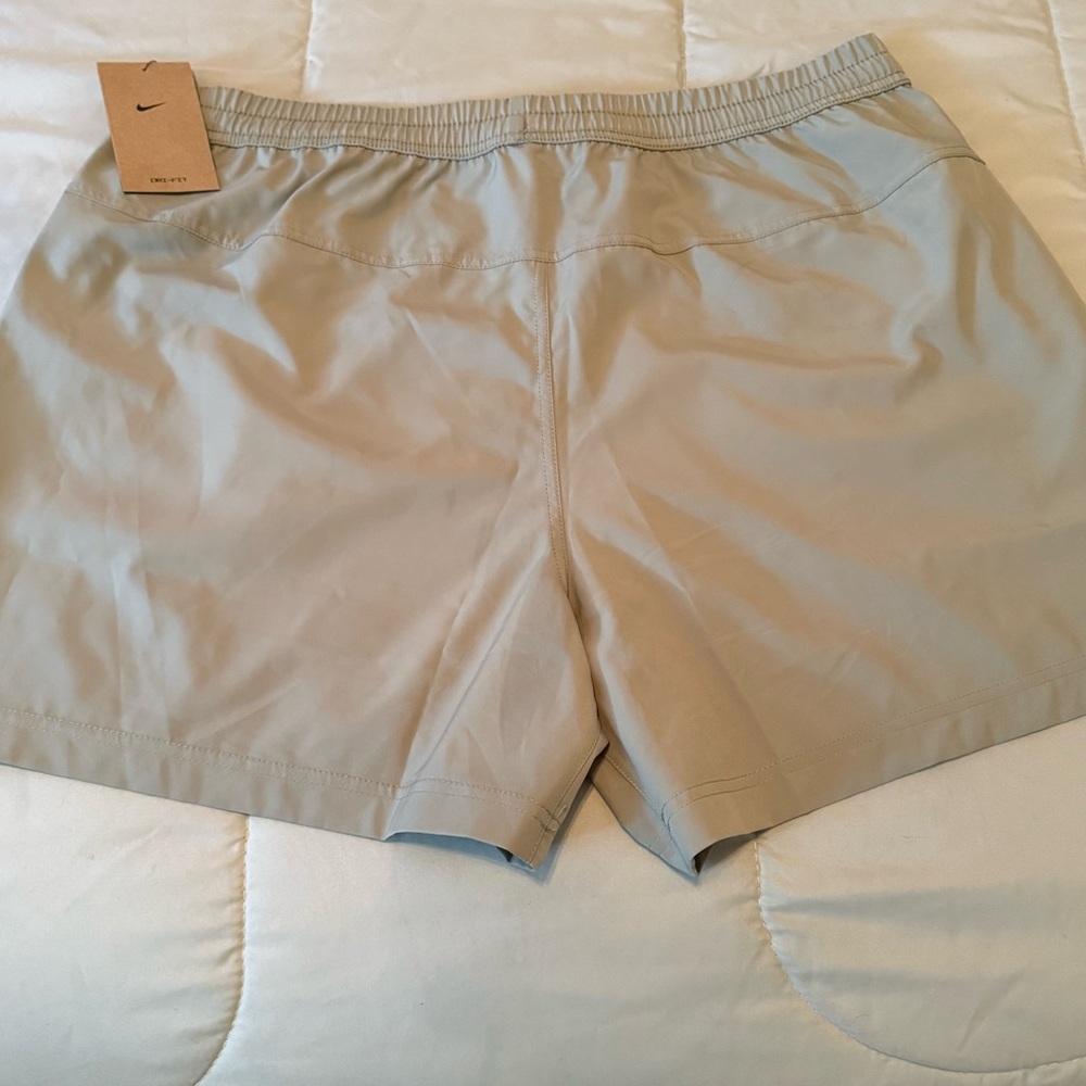 Men’s XL Light Green Dri-Fit Training Shorts